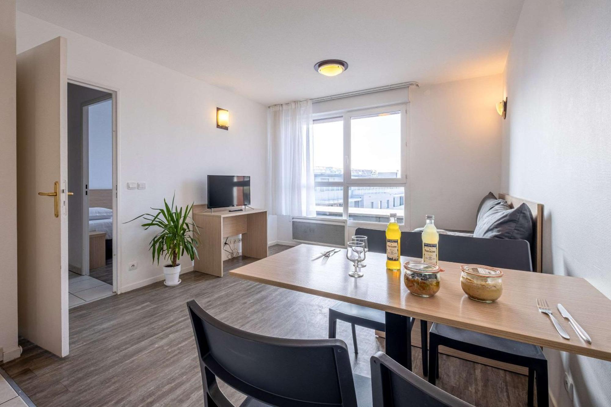 Comfort Aparthotel Les Hauts D'אנסי מראה חיצוני תמונה